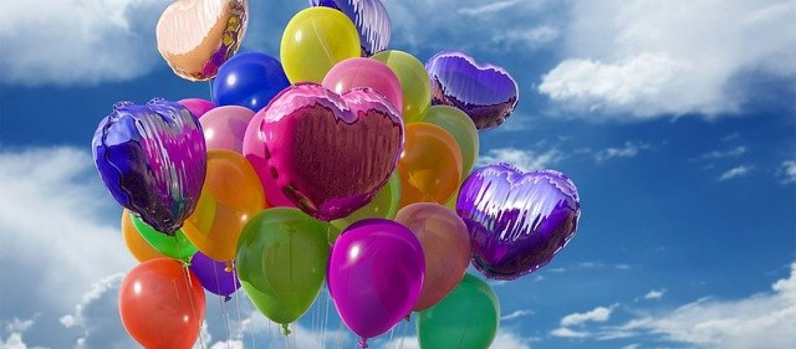 balloons-1786430_640